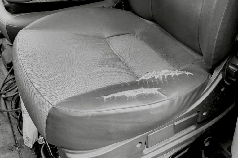 beschädigter Sitz
