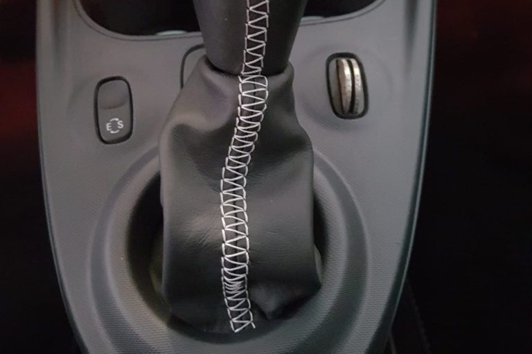 Schaltsack mit individueller Ziernaht